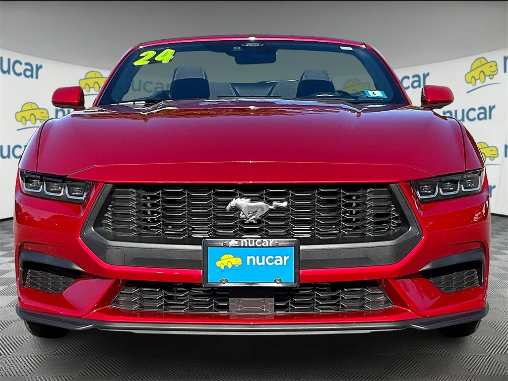 2024 Ford Mustang EcoBoost photo 2