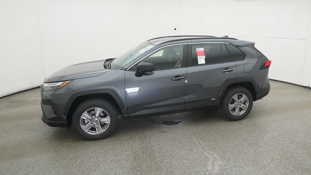 2025 Toyota RAV4 Hybrid LE photo 7