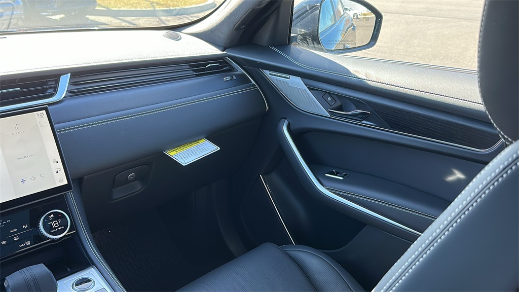 2026 Jaguar F-PACE P250 R-Dynamic S photo 26