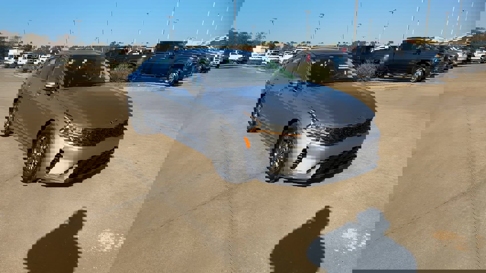 2021 Kia K5 LXS photo 2