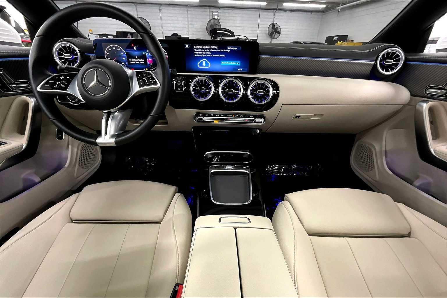 2025 Mercedes Benz CLA 250 photo 10
