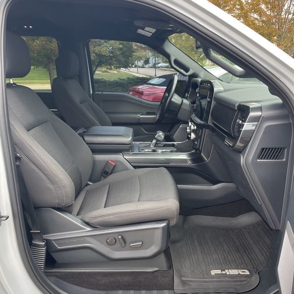 2022 Ford F-150 XLT photo 13