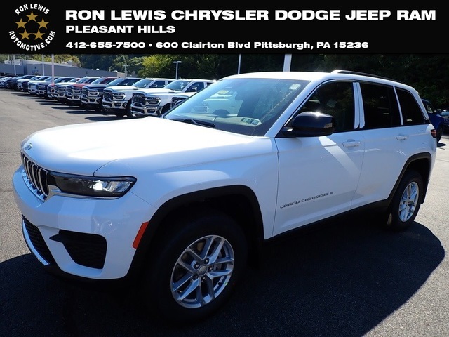 2025 Jeep Grand Cherokee Laredo's photo