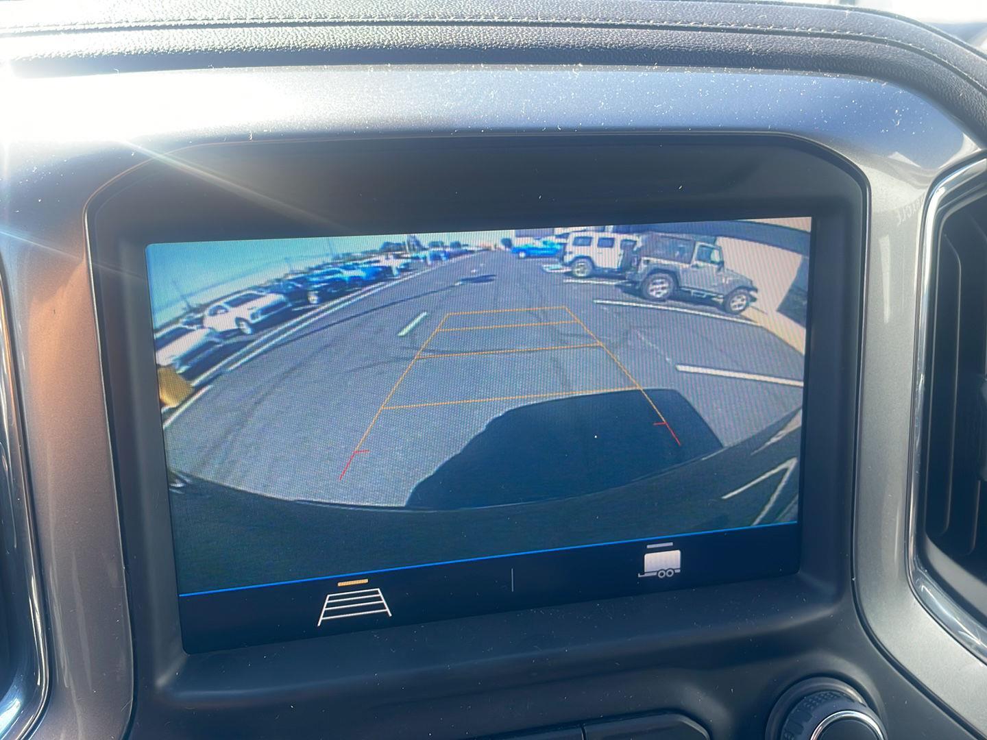 2021 Chevrolet Silverado 1500 LT photo 6