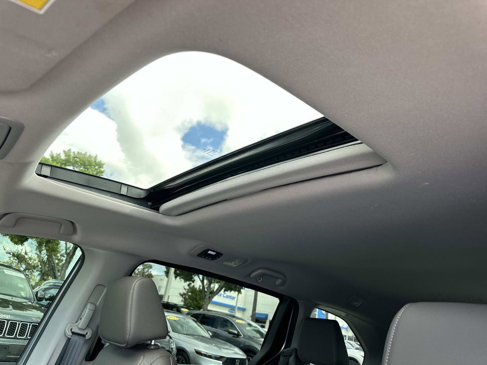 2024 Honda Odyssey EX-L photo 21