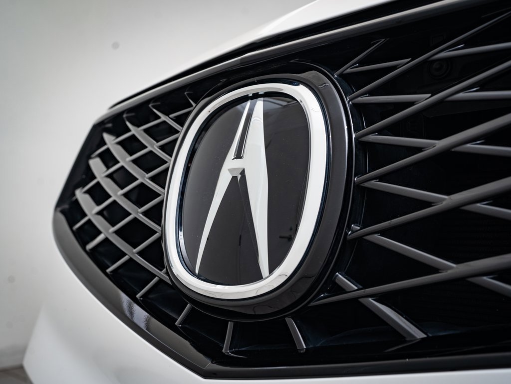 2025 Acura RDX photo 2