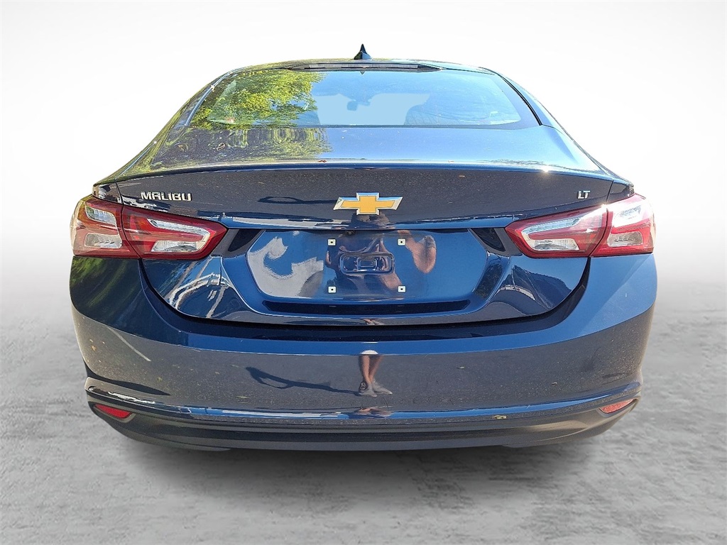 2022 Chevrolet Malibu 1LT photo 3