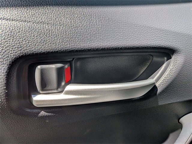 2021 Toyota Corolla Hybrid LE photo 11