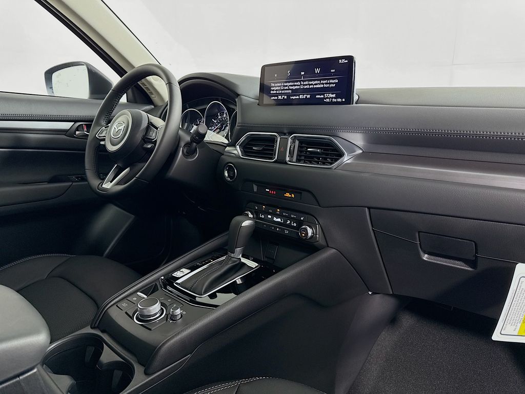 2025 Mazda CX-5 2.5 S Preferred photo 26