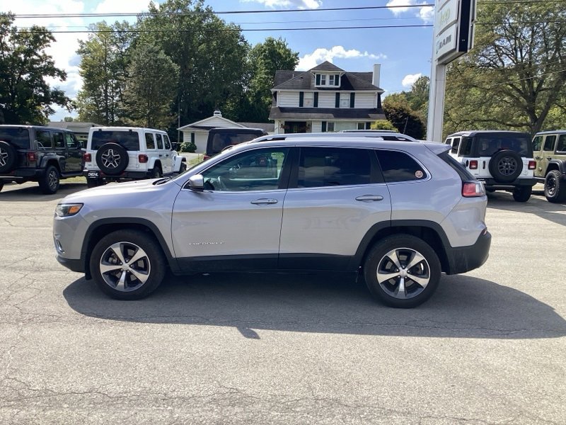 2019 Jeep Cherokee Limited photo 3