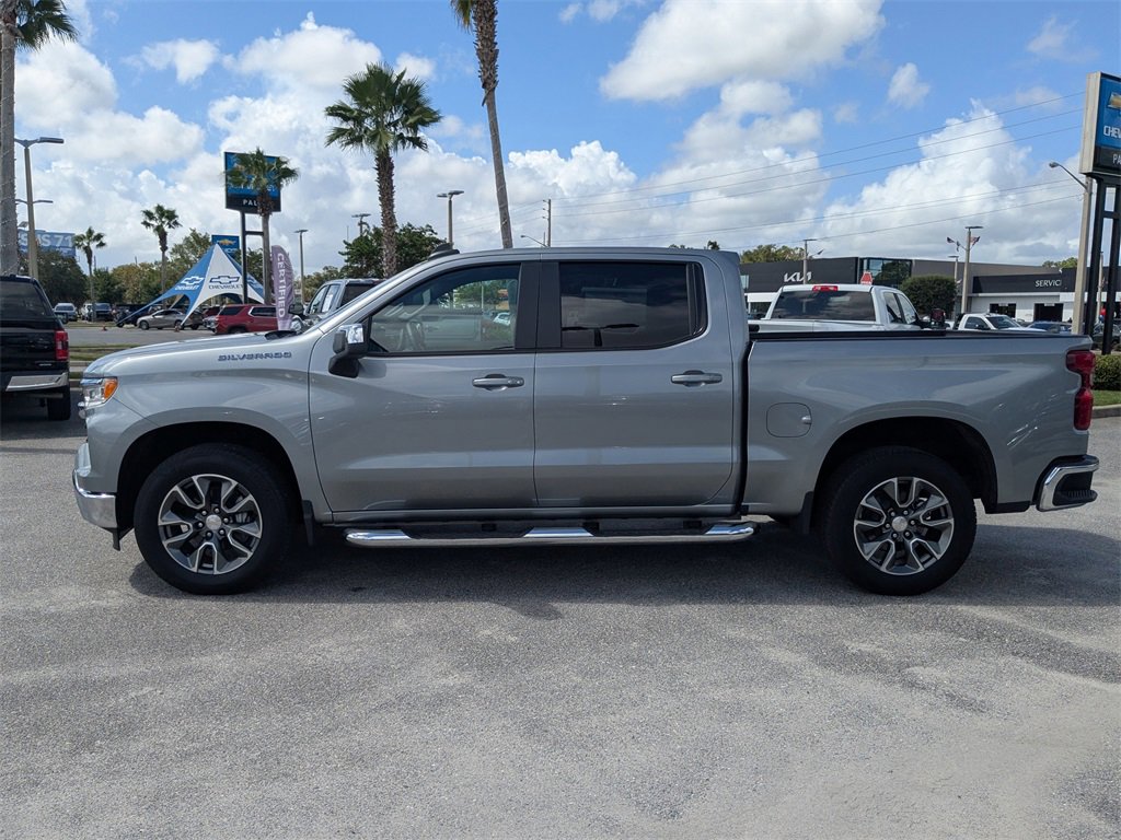 2025 Chevrolet Silverado 1500 LT photo 7