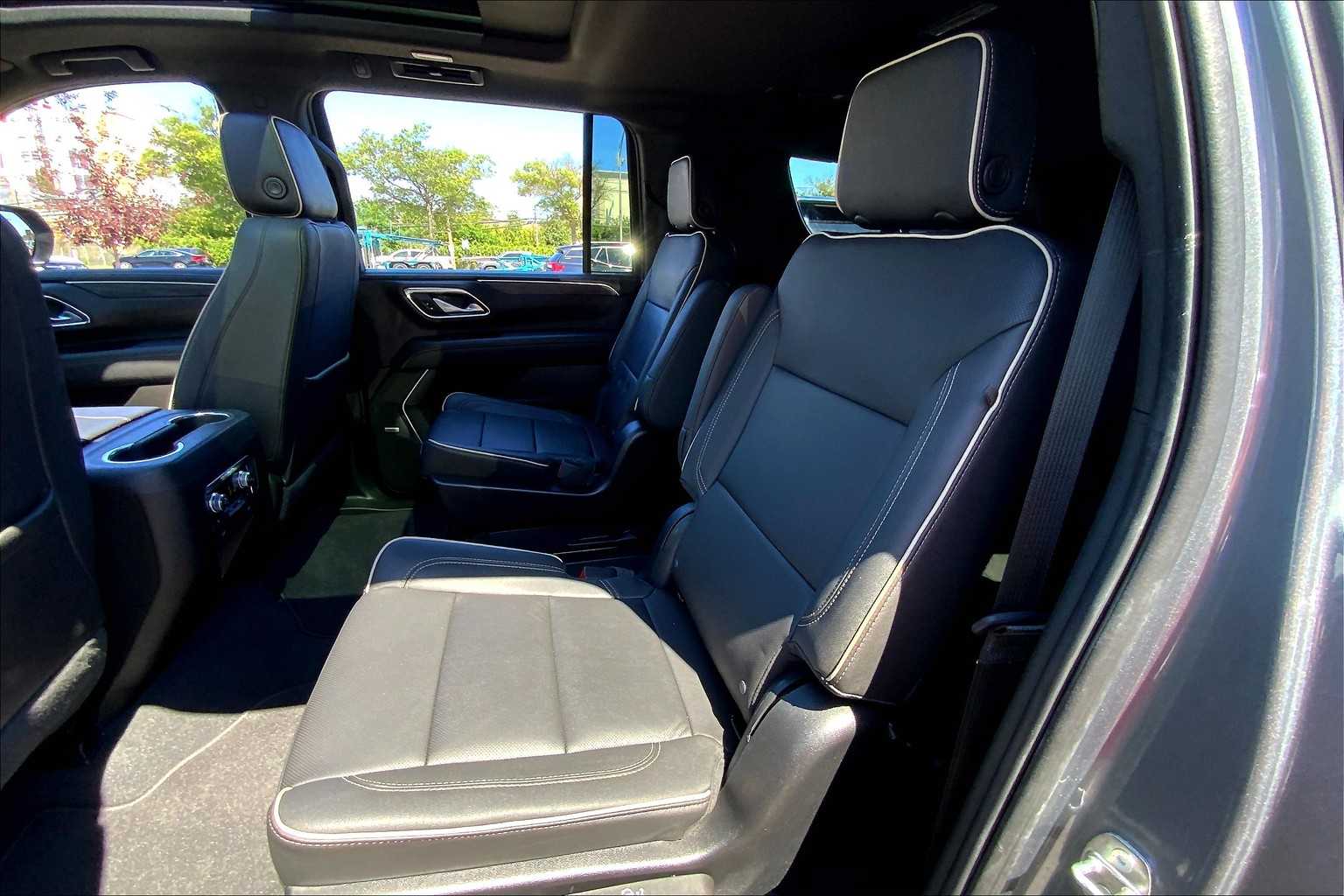 2022 Gmc Yukon XL SLT photo 19