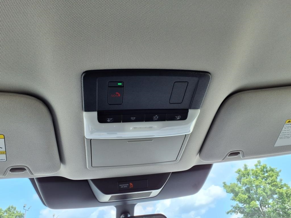 2023 Nissan Pathfinder SV photo 20