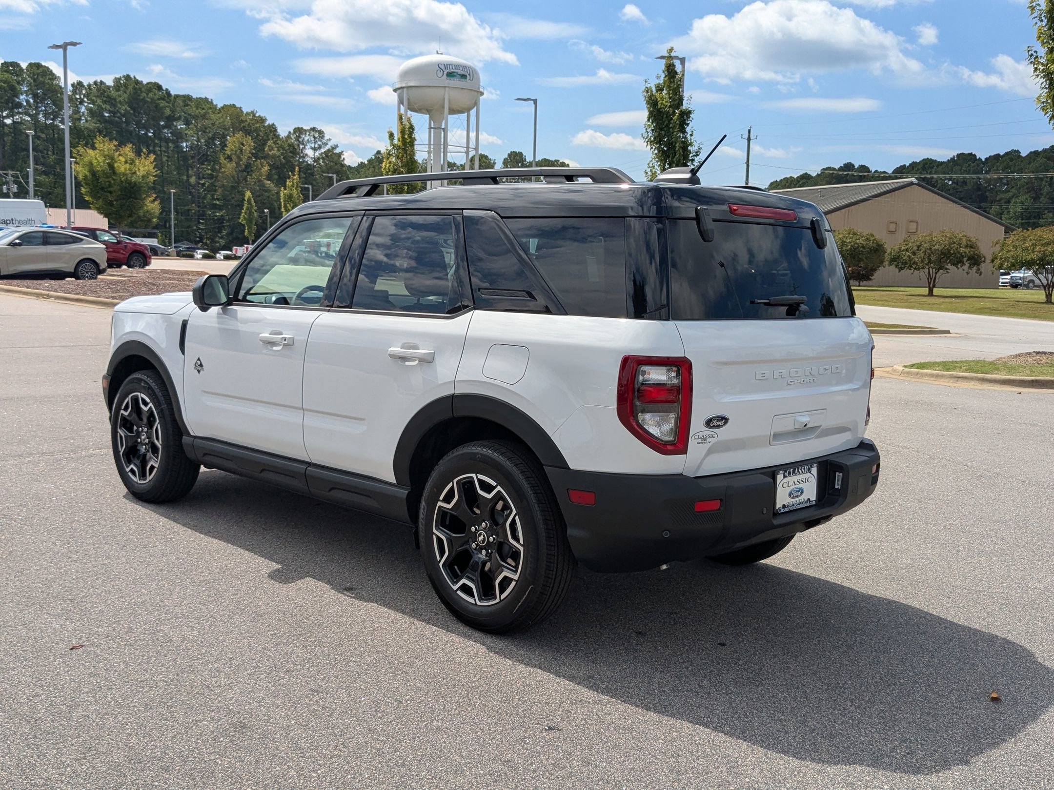 2025 Ford Bronco Sport Outer Banks photo 7