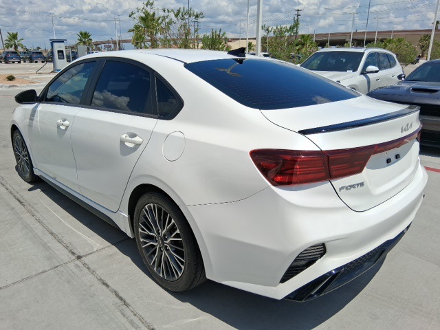 2023 Kia Forte GT-Line photo 3