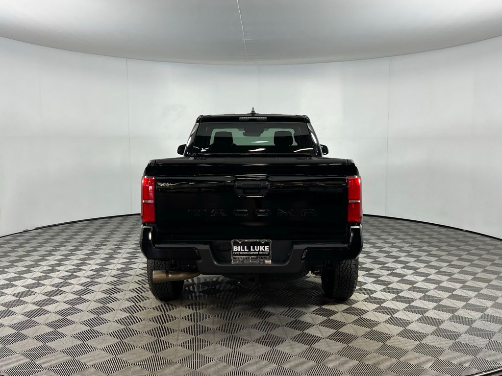2025 Toyota Tacoma PreRunner photo 6