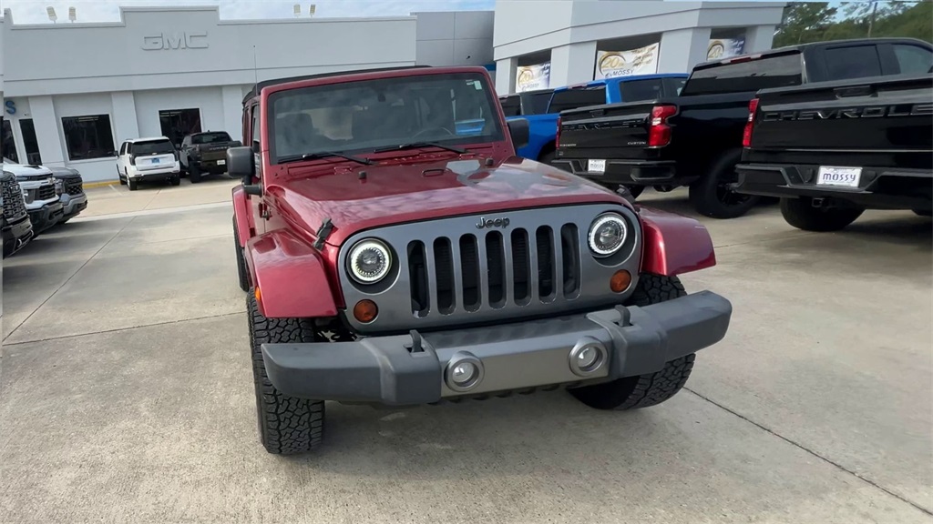 2012 Jeep Wrangler Unlimited Freedom photo 3