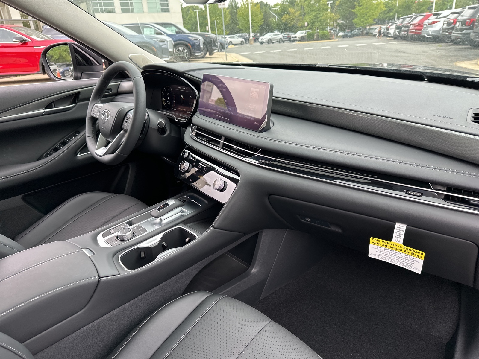 2026 Infiniti QX60 Luxe AWD photo 10