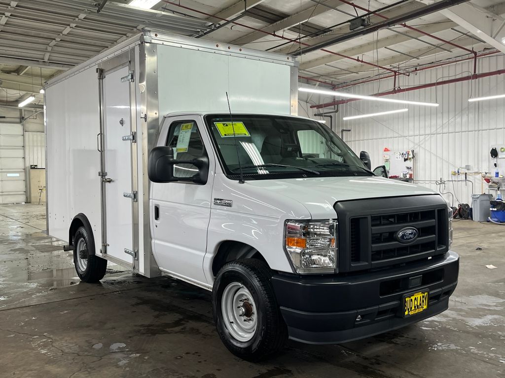 2023 Ford E-350 Base photo 3