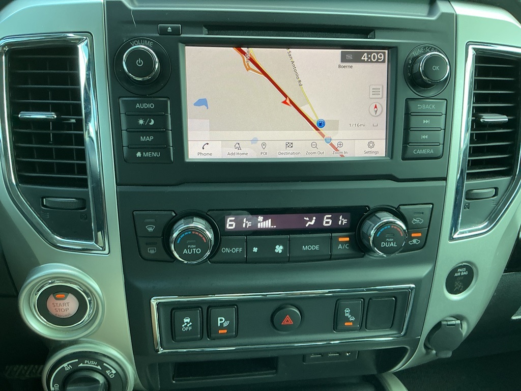 2019 Nissan Titan SV photo 11