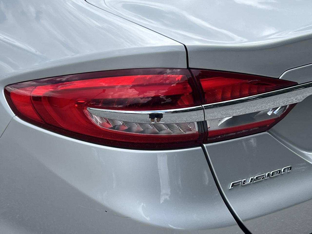 2018 Ford Fusion Hybrid S photo 7