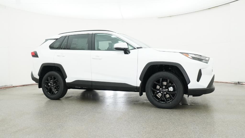 2025 Toyota RAV4 XLE photo 26