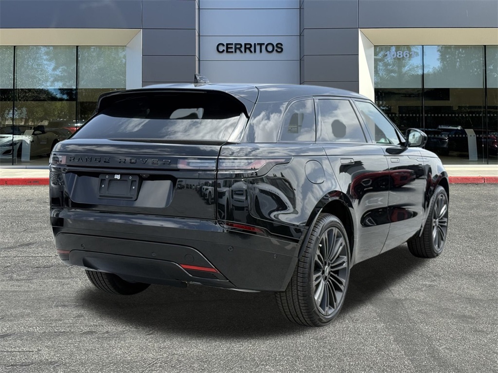 2026 Land Rover Range Rover Velar SE photo 4