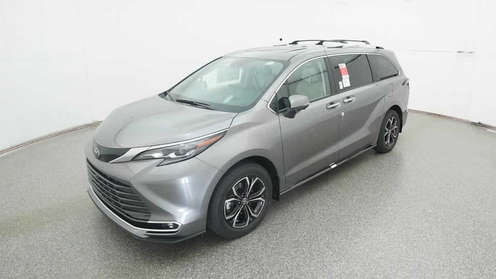2026 Toyota Sienna Platinum's photo