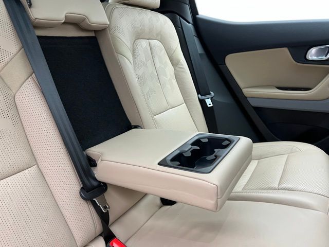 2022 Polestar PS2 e-AWD photo 23