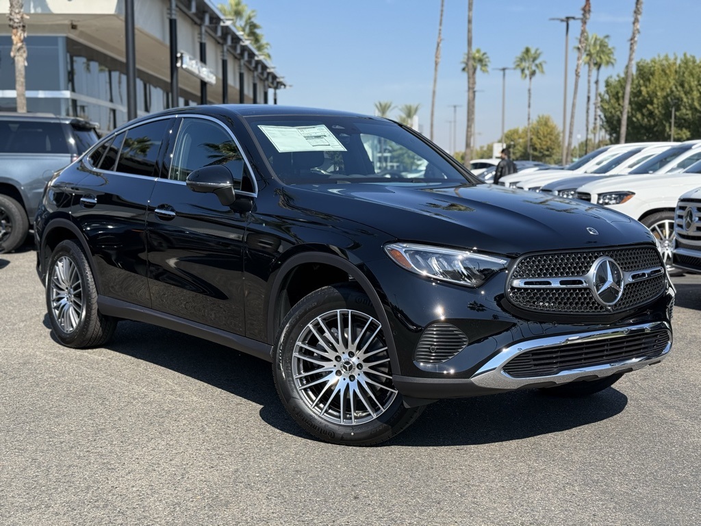 2026 Mercedes-Benz GLC Coupe GLC 300's photo