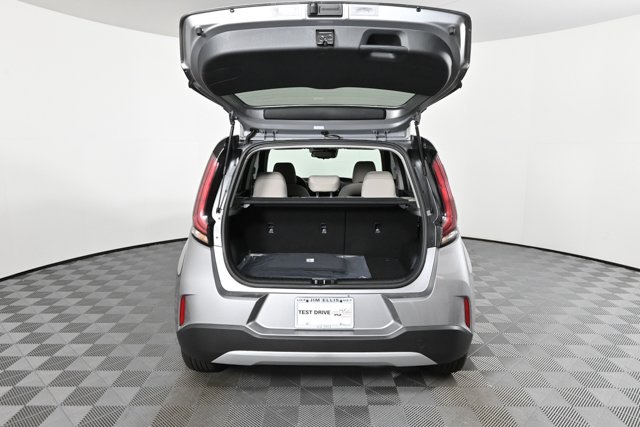 2025 Kia Soul EX photo 3
