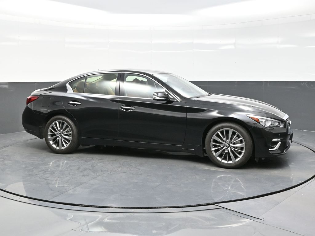 2024 Infiniti Q50 LUXE photo 7