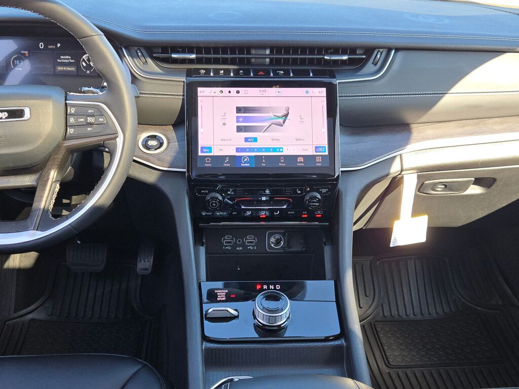 2024 Jeep Grand Cherokee Limited photo 20