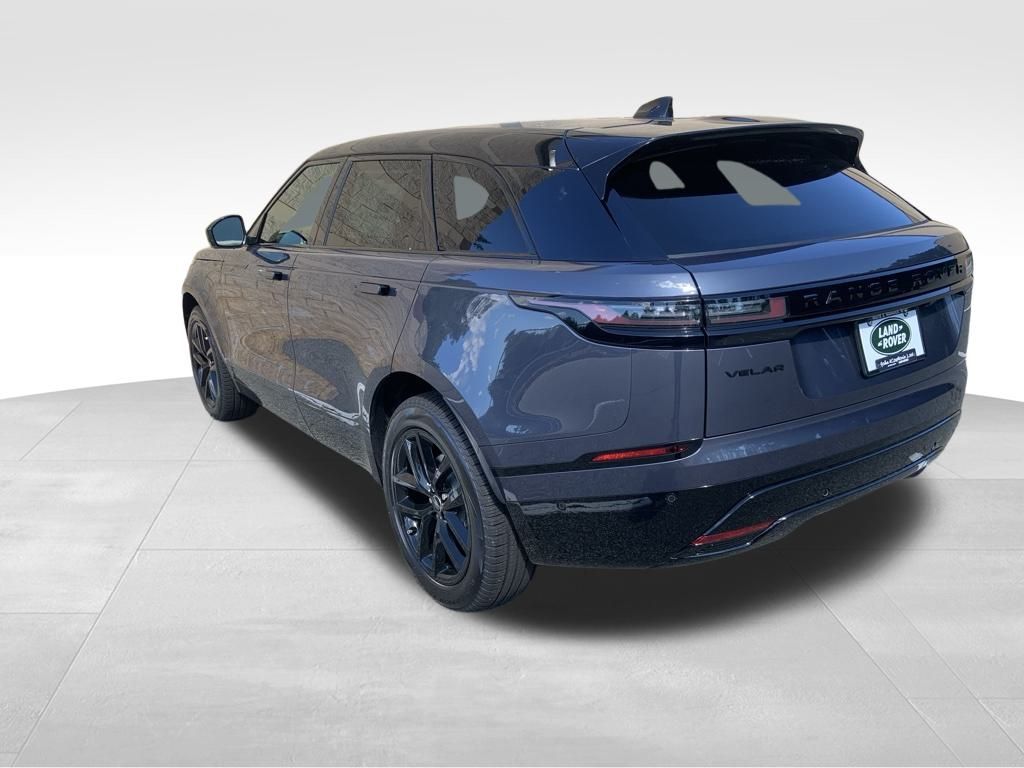 2026 Land Rover Range Rover Velar SE photo 7