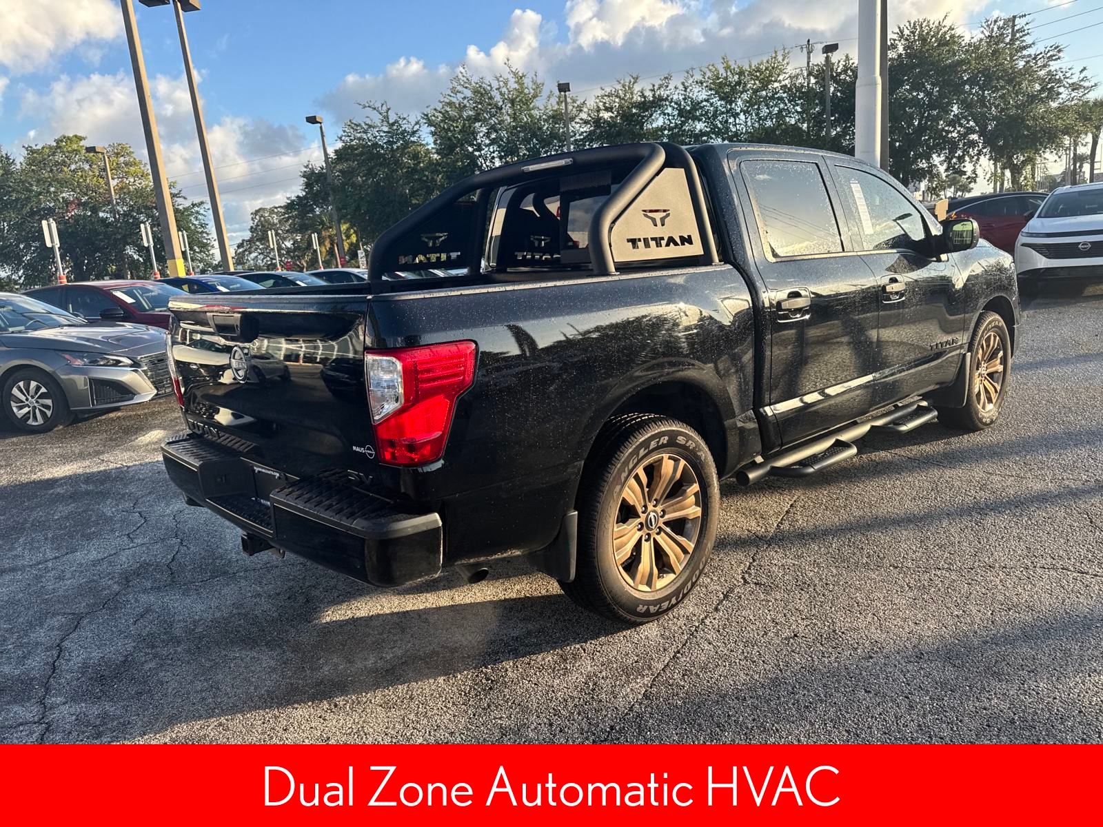 2024 Nissan Titan SV photo 3