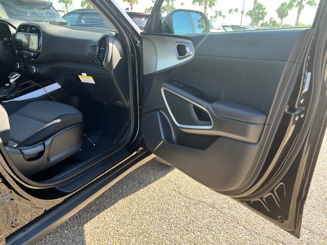 2025 Kia Soul LX S photo 20