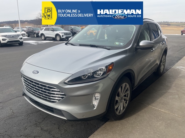 2022 Ford Escape Titanium