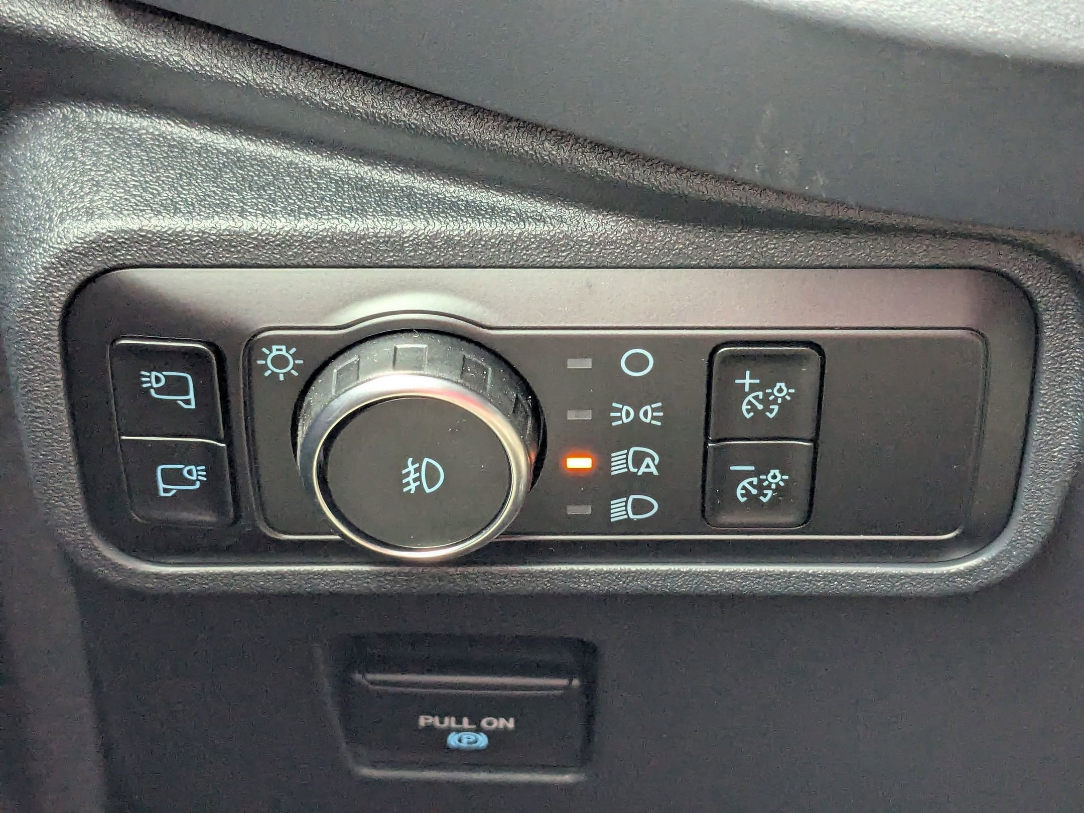 2025 Ford Bronco Outer Banks photo 14