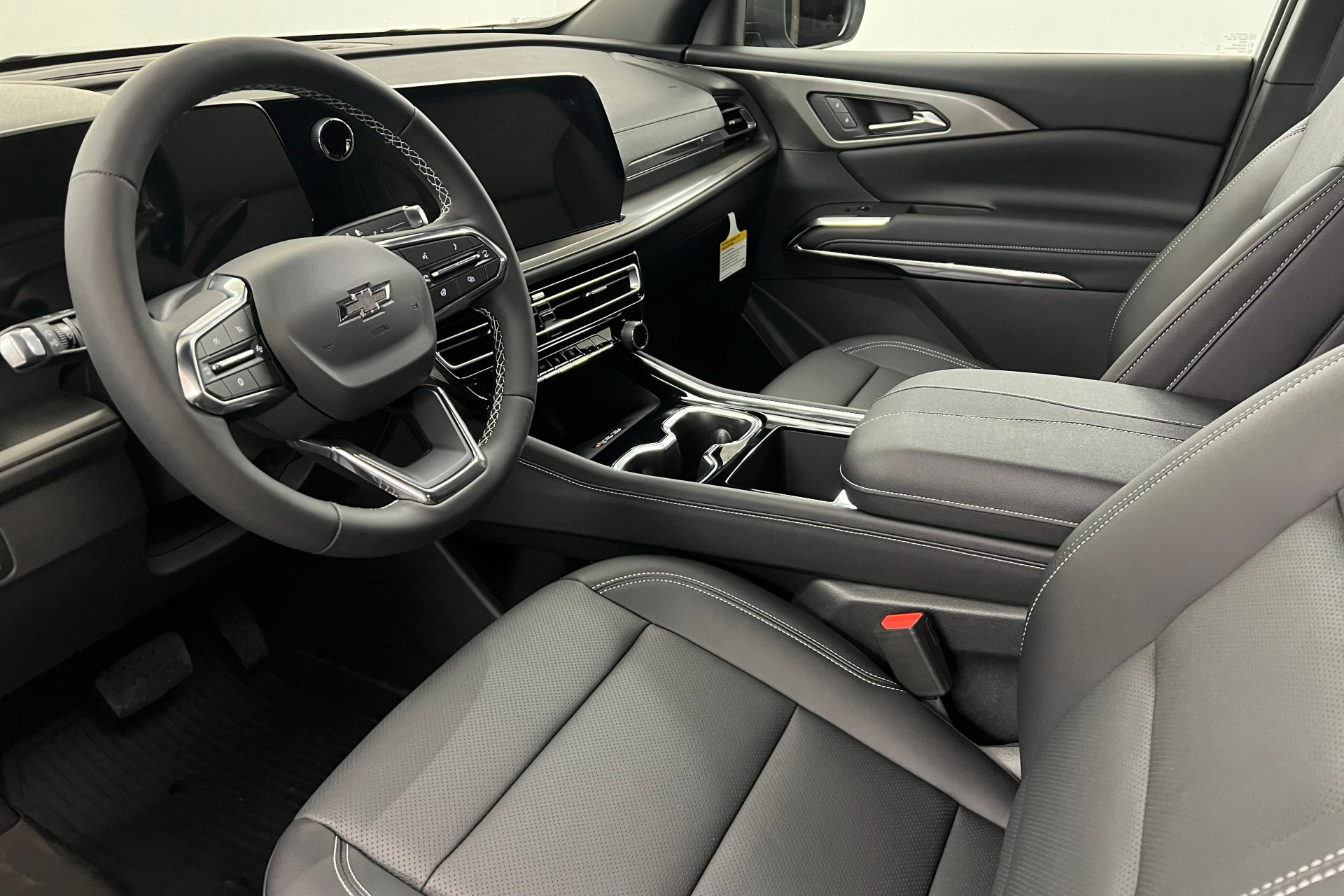 2026 Chevrolet Traverse photo 15