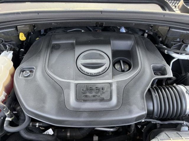 2021 Jeep Grand Cherokee Overland photo 32