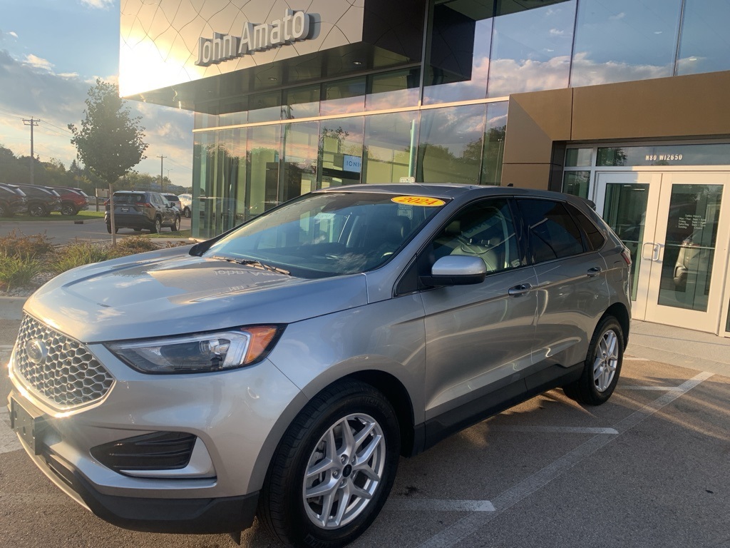2024 Ford Edge SEL's photo