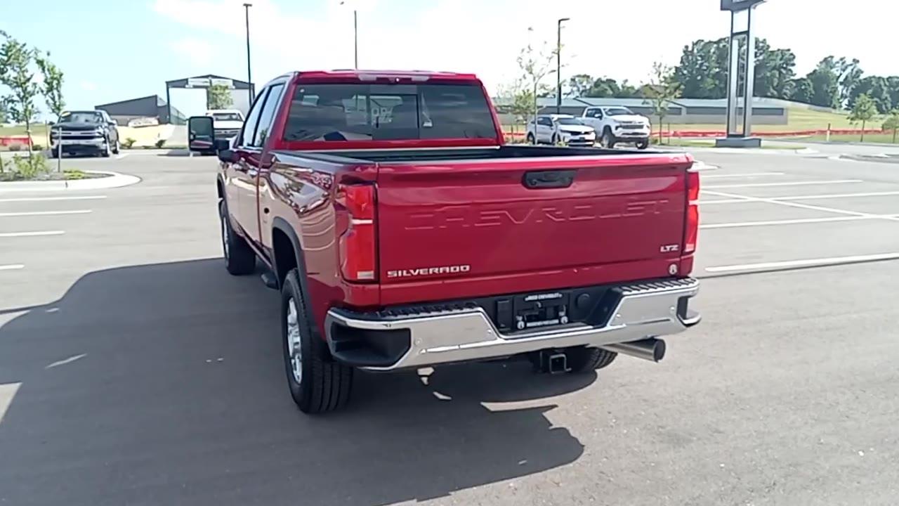 2025 Chevrolet Silverado 2500HD LTZ photo 7