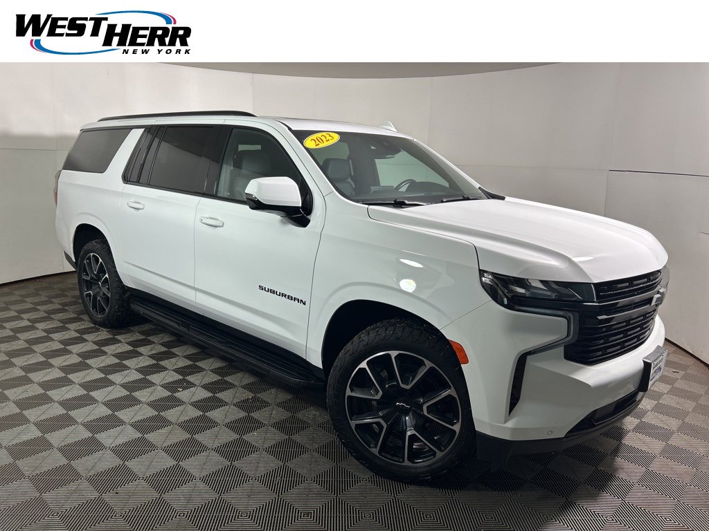 2023 Chevrolet Suburban RST's photo