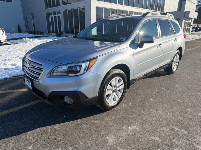 2017 Subaru Outback Premium's photo