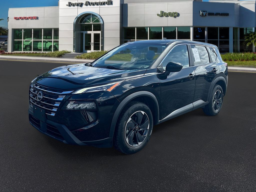 2024 Nissan Rogue SV photo 3