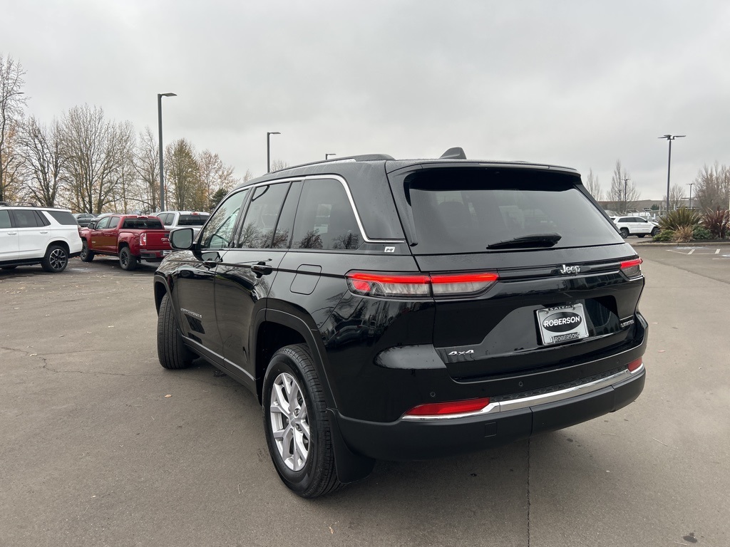 2022 Jeep Grand Cherokee Limited photo 4