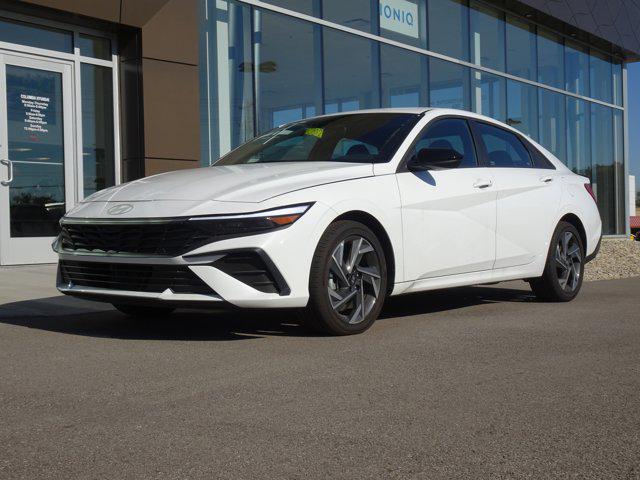 2025 Hyundai Elantra Blue's photo