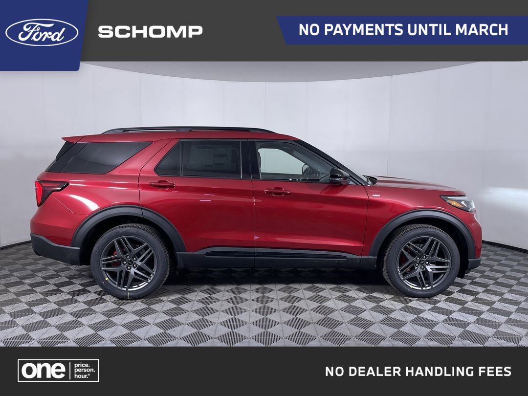 2026 Ford Explorer ST-LINE's photo