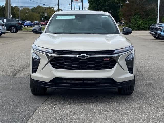 2026 Chevrolet Trax photo 2
