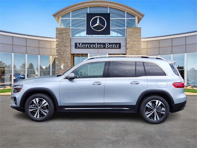 2026 Mercedes Benz GLB 250 4MATIC photo 2